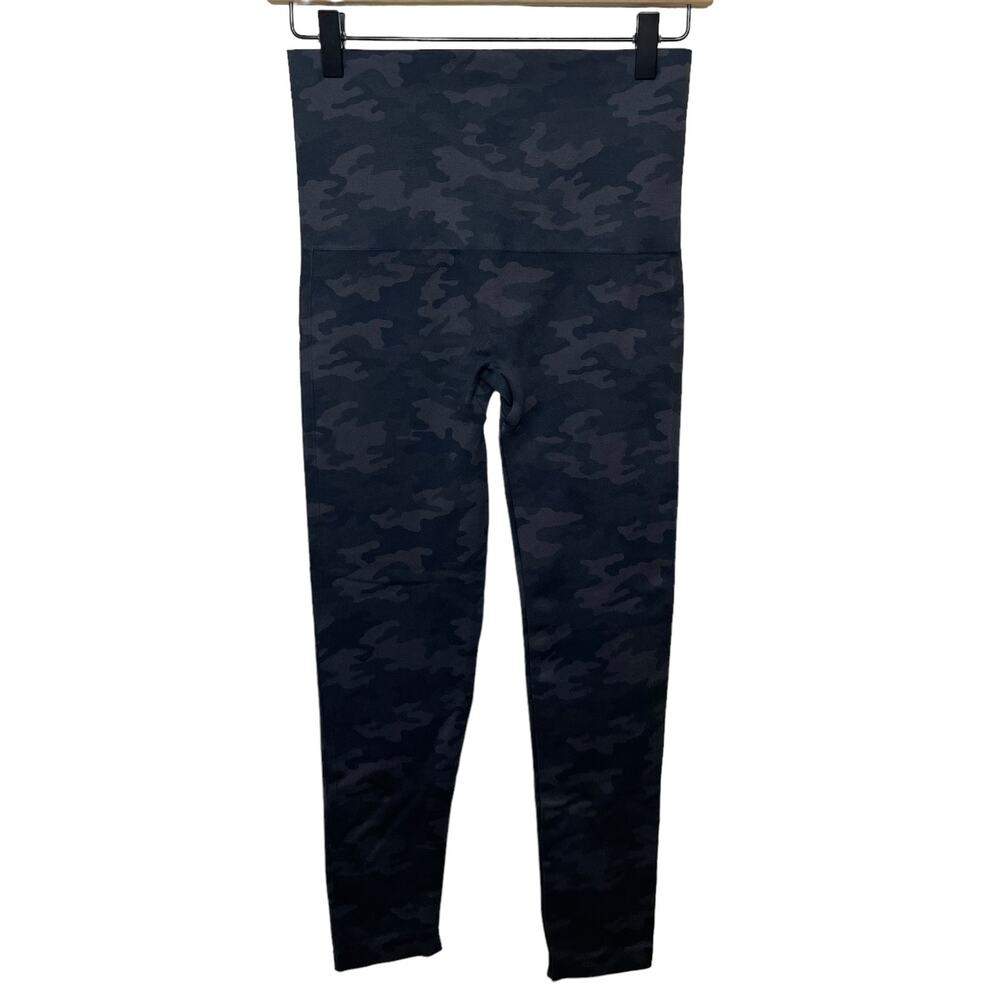 Spanx Look At Me Now High-Rise Camo Leggings In Black Camo Athletic Size XL - Picture 7 of 13